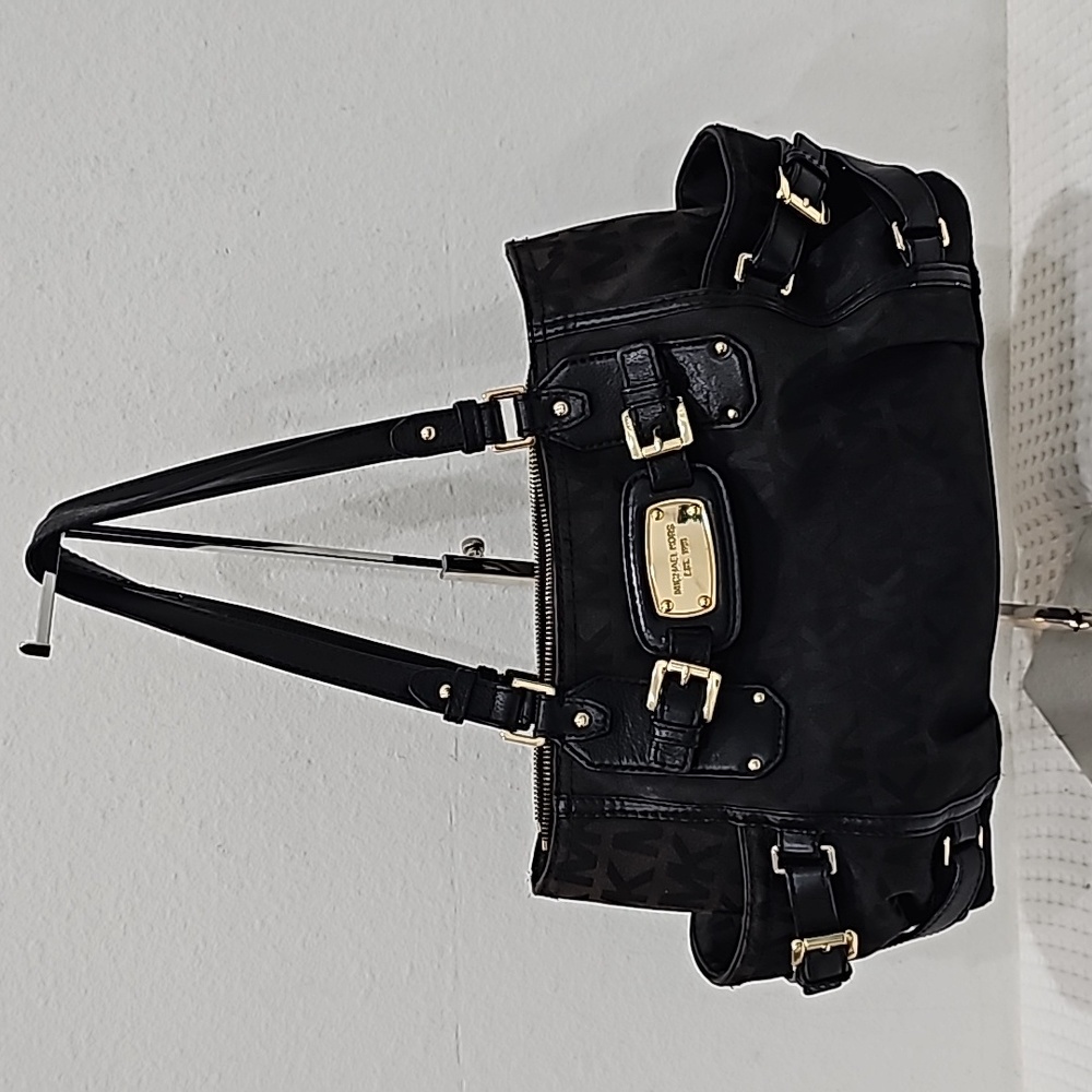 Michael Kors Jetset  Shoulder MK logo with Black leather trim